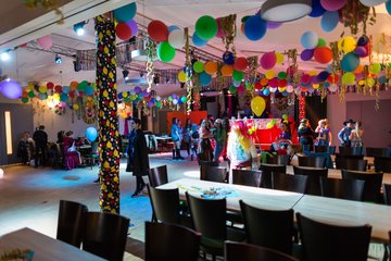 Bild 12 - Jugend-Latuff